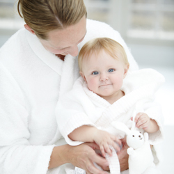 Bathrobes helpful for mom and baby after bathing